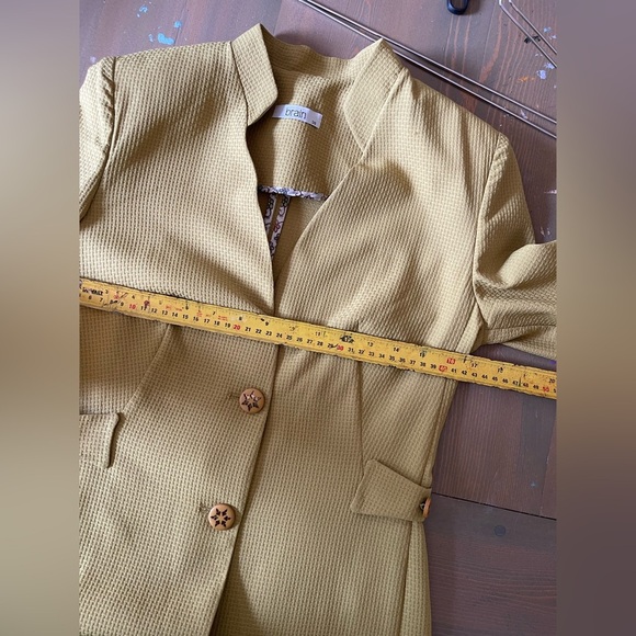 Elegant Lime Women's Blazer Size Small - Picture 6 of 7